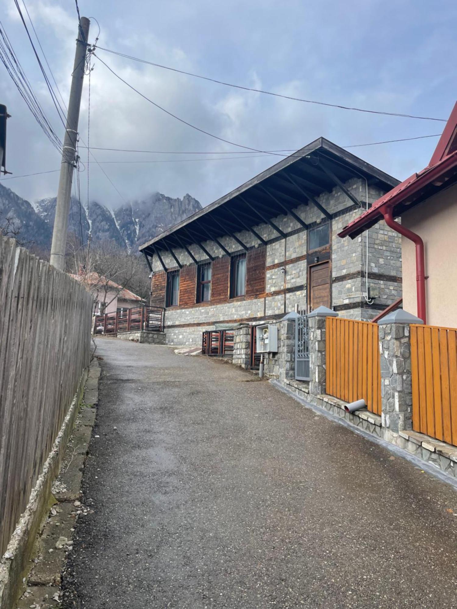 Cabana de piatra Buşteni Exterior foto